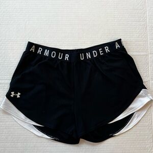 Under Armour Women's Black and White Athletic Shorts